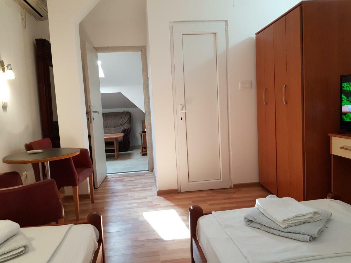 Apartamento Emi Budva Exterior foto