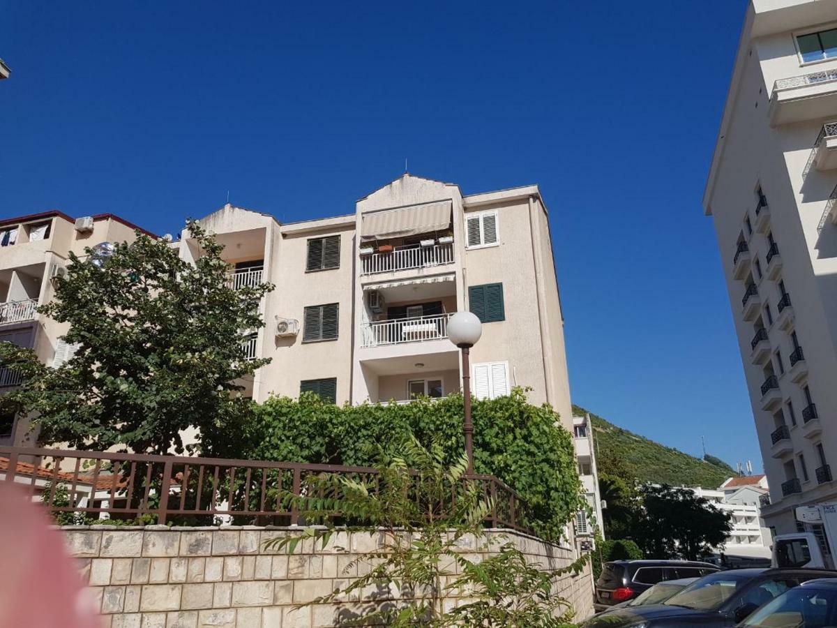 Apartamento Emi Budva Exterior foto